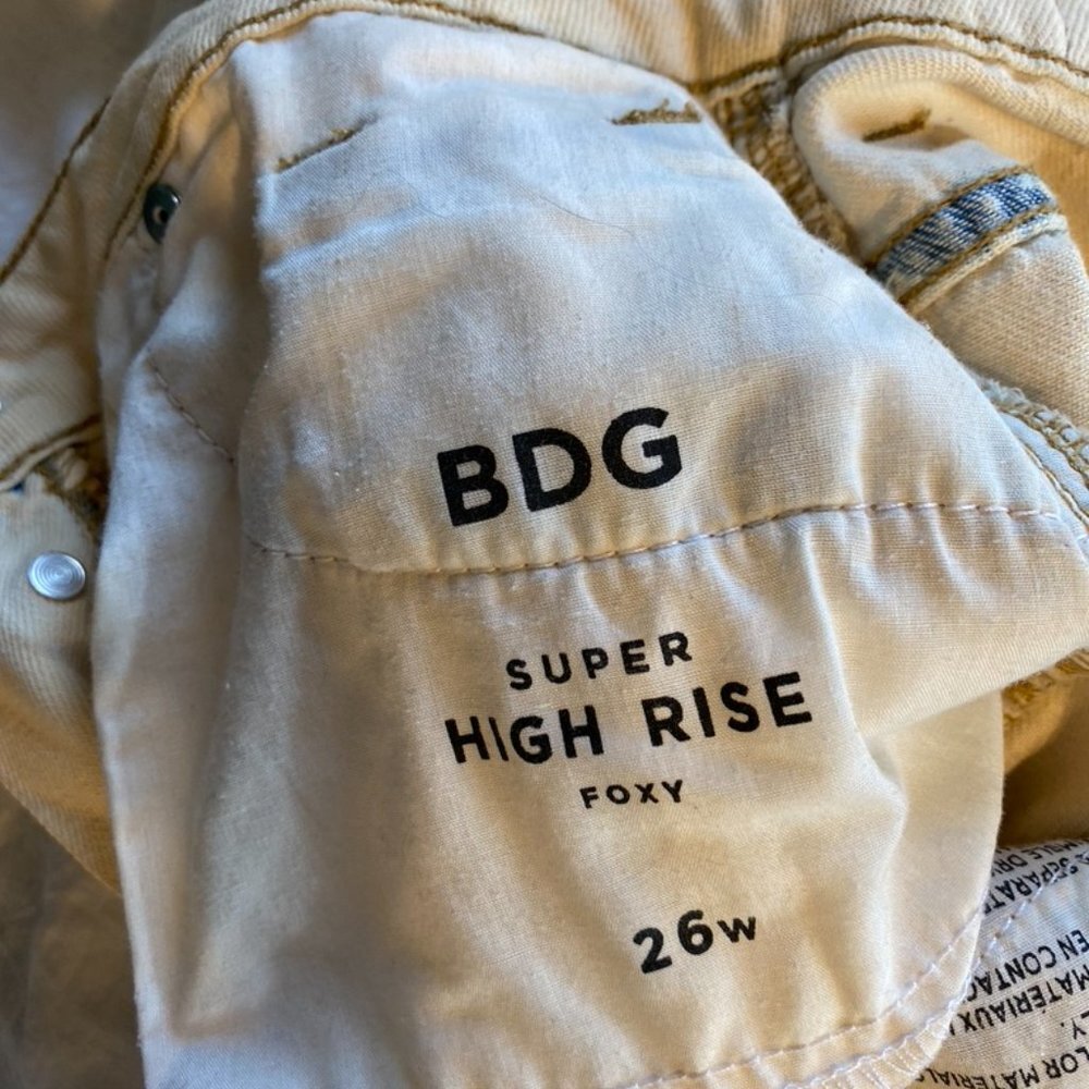BDG high rise shorts - Picture 3 of 4